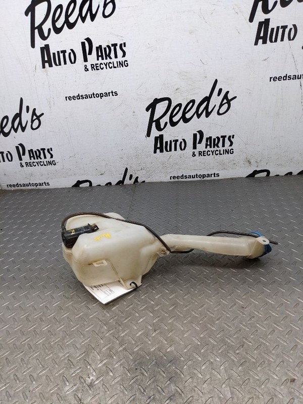 88 89 90 91 Honda Civic & CRX Window Washer Fluid Reservoir ass'y OEM us 118