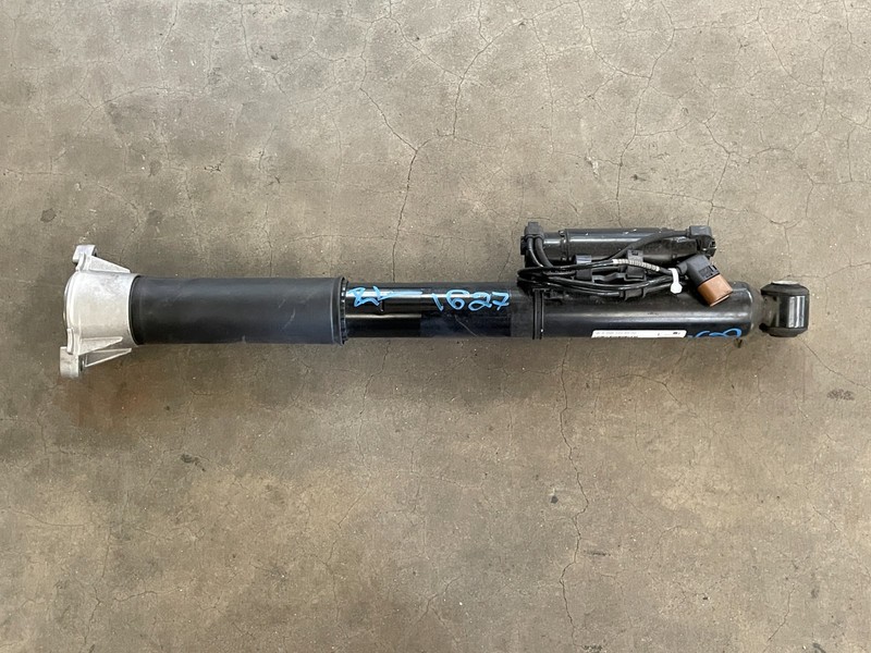23 24 25 Mercedes EQS450 SUV X296 Rear Left Shock Strut Absorber RWD 1627 OEM