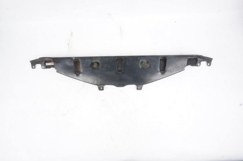 2012 - 2018 BMW 650i 640i F13 RADIATOR CORE UPPER SIGHT SHIELD COVER PANEL OEM