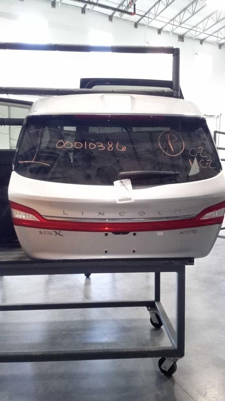 Used Deck Lid fits: 2016 Lincoln Mkx power lift Grade C