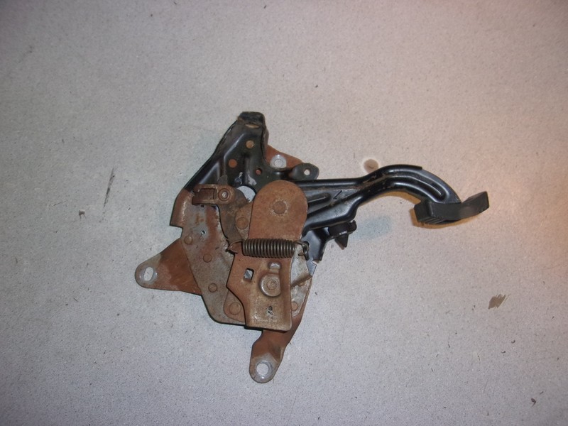 1997-2003 Pontiac Grand Prix Emergency Brake Pedal 050000 *FREE SHIPPING*