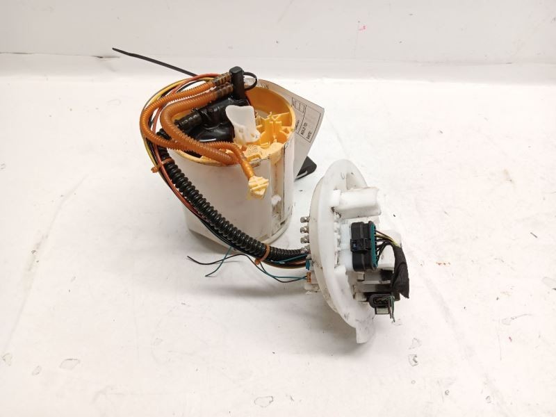 20-21 Mercedes CLA250 A220 Fuel Pump 2474703300