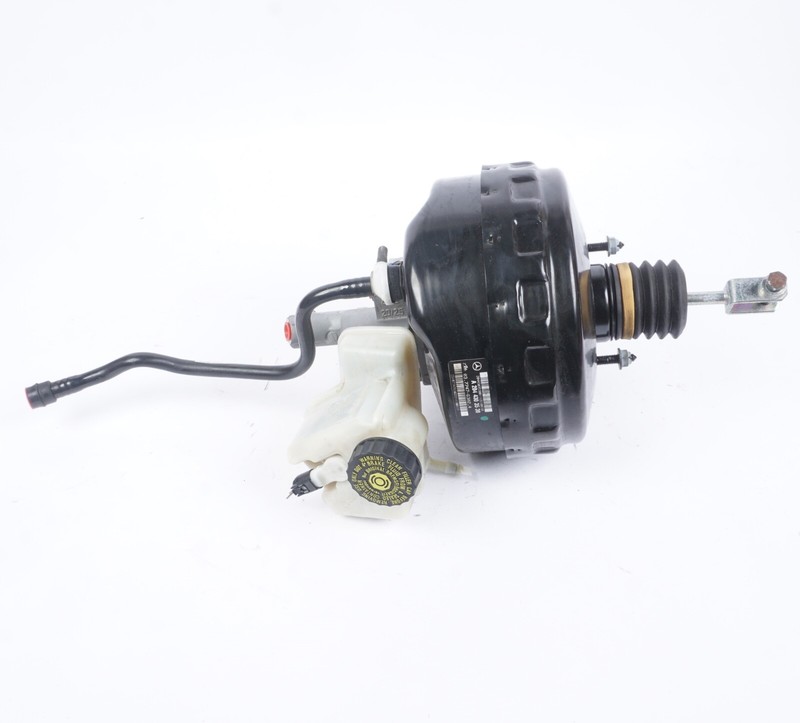 2010 - 2012 Mercedes Benz E Class C207 Brake Booster Vacuum Master Cylinder Oem