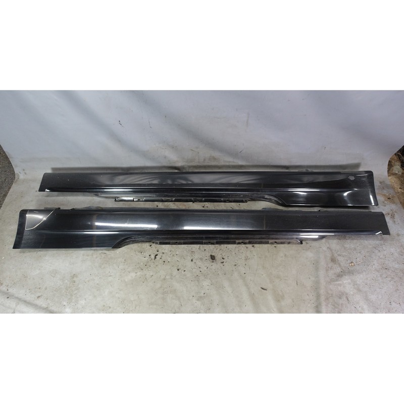 04-07 BMW E63 6-Series E64 Outside Side Skirt Rocker Panels Black Sapphire OEM