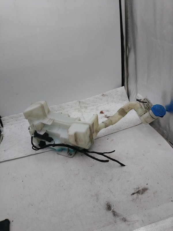 2022 Volkswagen Passat Washer Fluid Reservoir OEM Black 1K5955651 89000 Miles