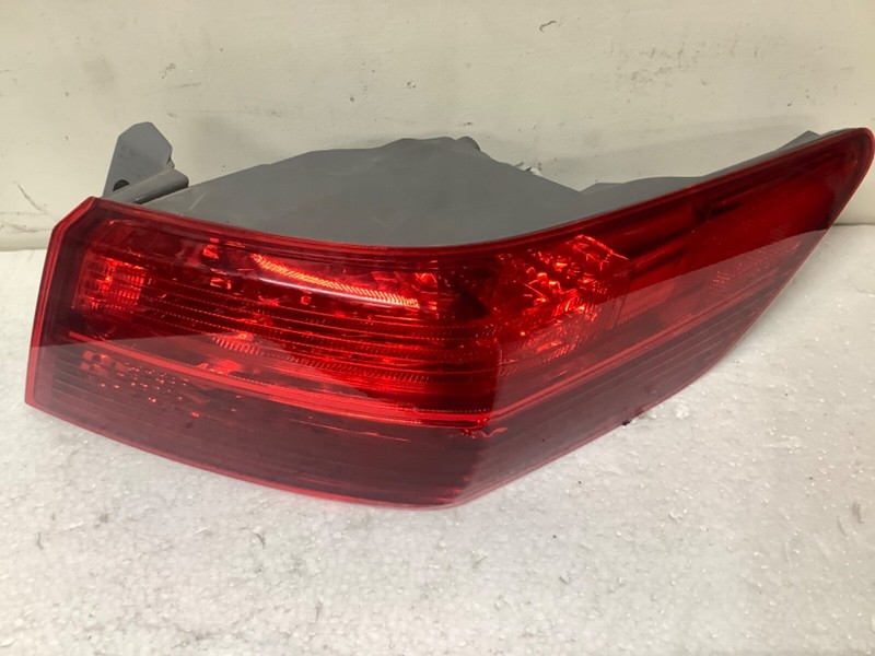 13-15 Acura ILX Corner Outer Tail Light Lamp Right Passenger OEM