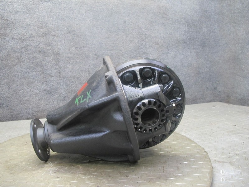 2003-2007 LEXUS UZJ100L LX470 4WD REAR AXLE DIFFERENTIAL CARRIER 4.10 RATIO