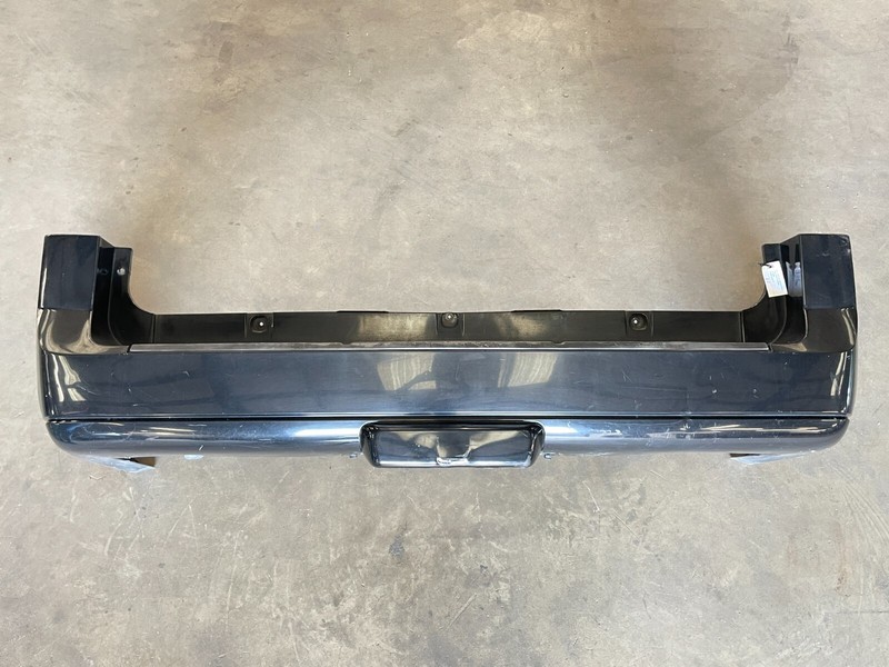 ⭐2007-2008 LINCOLN NAVIGATOR L REAR BUMPER COVER ASSEMBLY BLACK OEM LOT2294