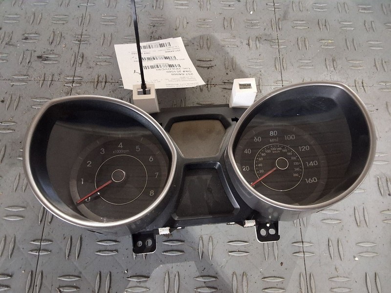2012 Hyundai Elantra Speedometer Instrument Cluster 1.8L MPH US Market