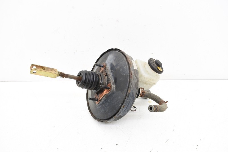 2001 TOYOTA MR2 SPYDER BRAKE BOOSTER WITH MASTER CYLINDER OEM KW64