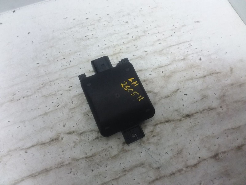 Blind Spot Alert Module Radar Unit Rear Bumper Mounted Fits 22-24 GOLF 1735040