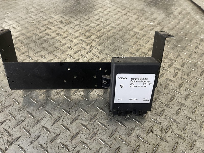 000 446 1419 VDO Mercedes Module Assembly Tested Oem