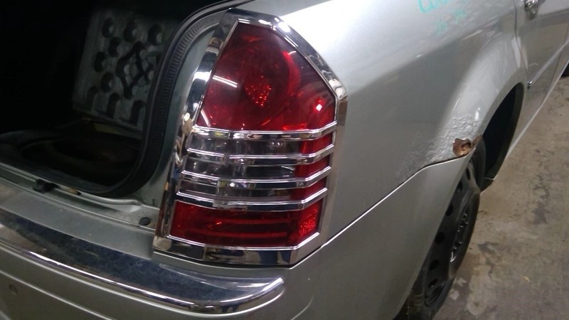 Passenger Right Tail Light C Model Fits 05-07 300 1786516