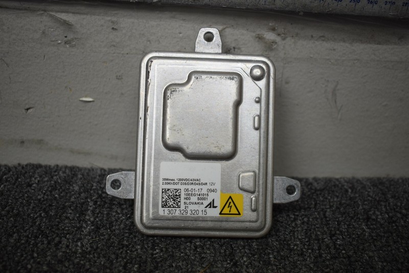 2014-2017 JEEP CHEROKEE HEADLIGHT MODULE FACTORY OEM