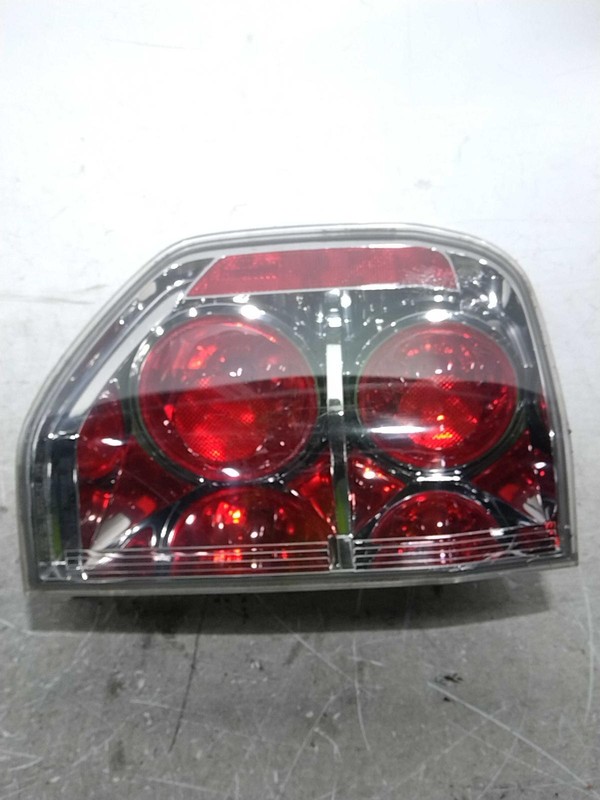 2006 Honda Pilot Right Tail Light Assembly Gold OEM 212147 202K Miles