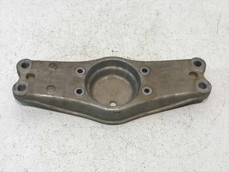 07-12 Lexus LS460 Rear Transmission Mount Bracket Support OEM
