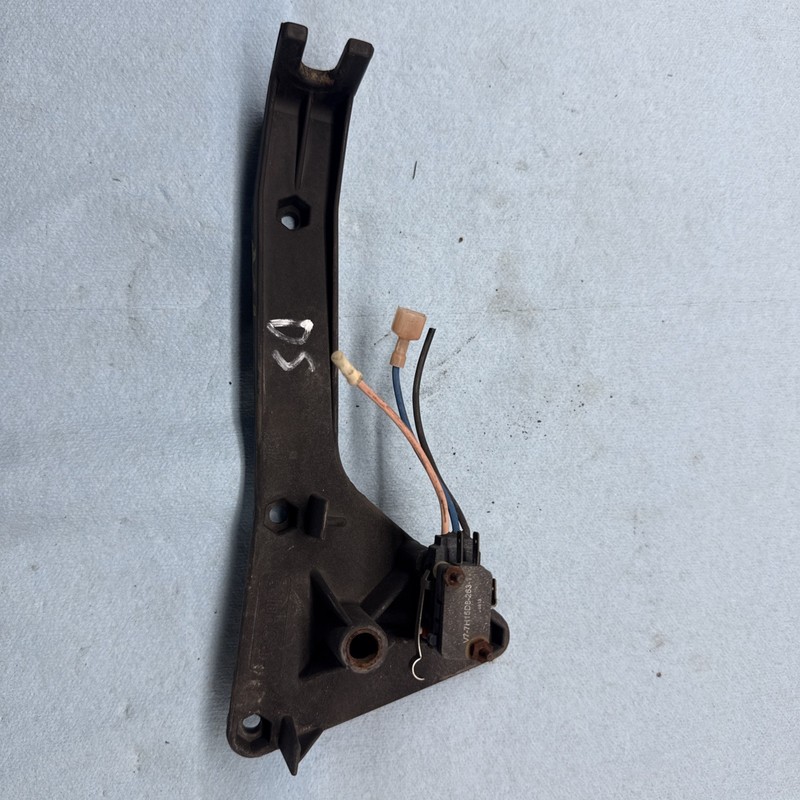 Club Car Ds Golf Cart forward reverse shift, cable connector piece