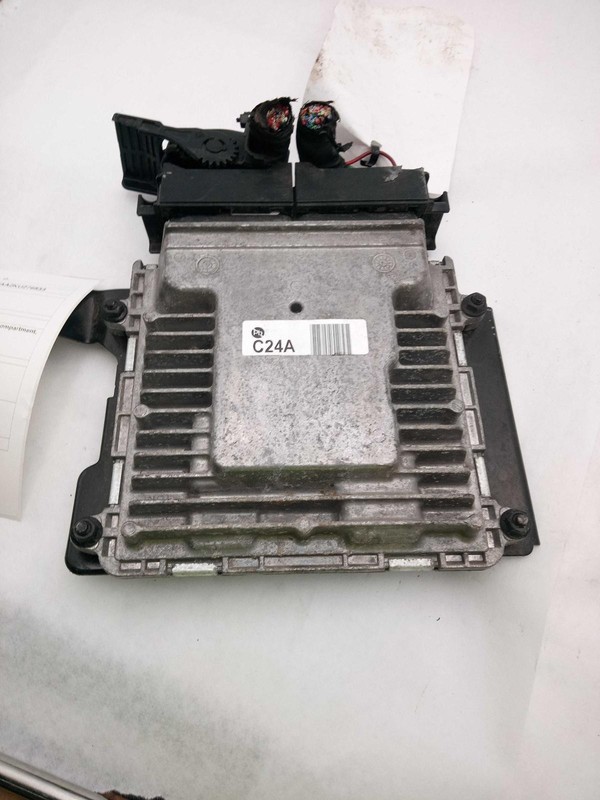 2019 Hyundai KONA Engine Control Module ECM 2.0L OEM 125K Miles White