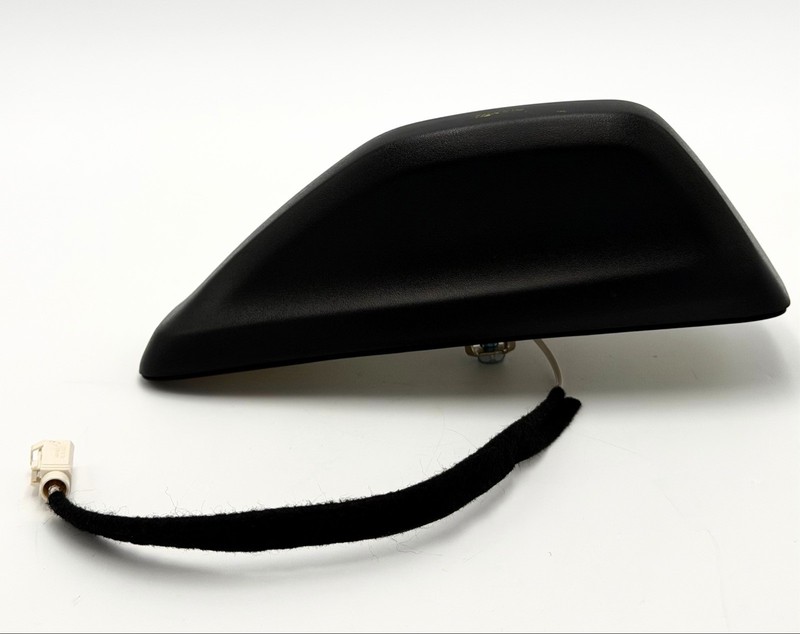 ✅2019-26 RAM 2500-3500 5th Gen ROOF SHARK FIN ANTENNA BASE & CABLE ASSEMBLY OEM