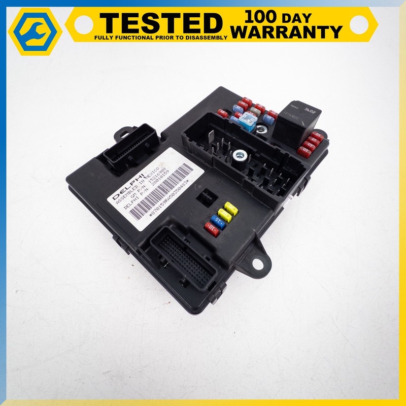 2005 CHEVROLET CORVETTE C6 BCM BODY CONTROL MODULE FUSE BOX OEM