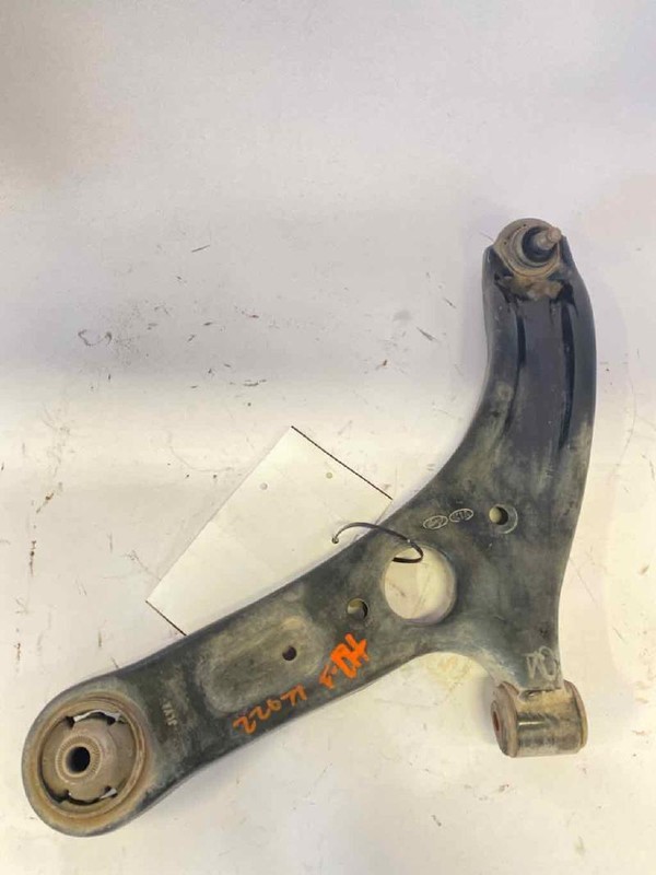 Lower Control Arm Front HYUNDAI ELANTRA Left 11 12 13 14 15 16