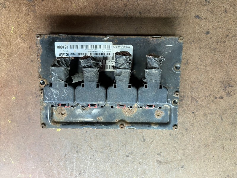 2004 Dodge Caravan 3.8L Engine Computer Module p04748365ag ECM H8779 DG1