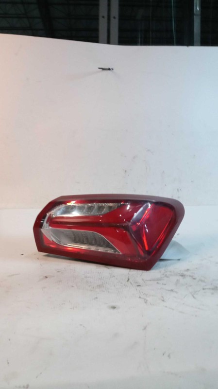 2019 Chevrolet Malibu Right Tail Light Assembly White 184K Miles OEM Used