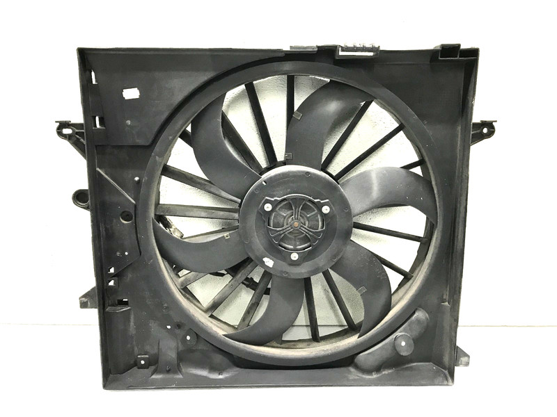 04-09 Jaguar XJ8 VDP X350 Engine Radiator Cooling Fan Motor Shroud Assembly OEM
