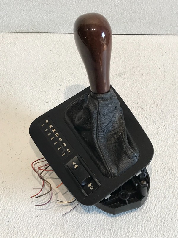 2000 BMW 740i AUTOMATIC GEAR SELECTOR SHIFTER ASSEMBLY 8163809