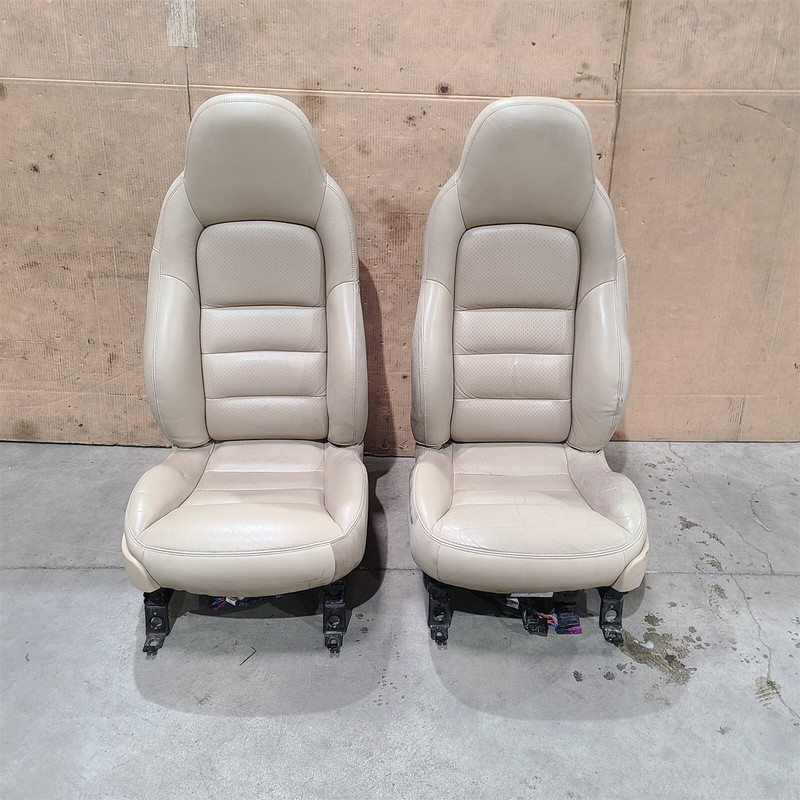 2005 Corvette C6 Seats Sport Seat Set Light CashmereAa7398