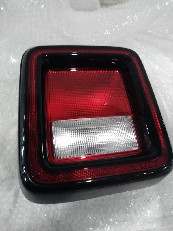 2021 Jeep Wrangler Left Tail Light Assembly Black 683345 Used 80K Miles