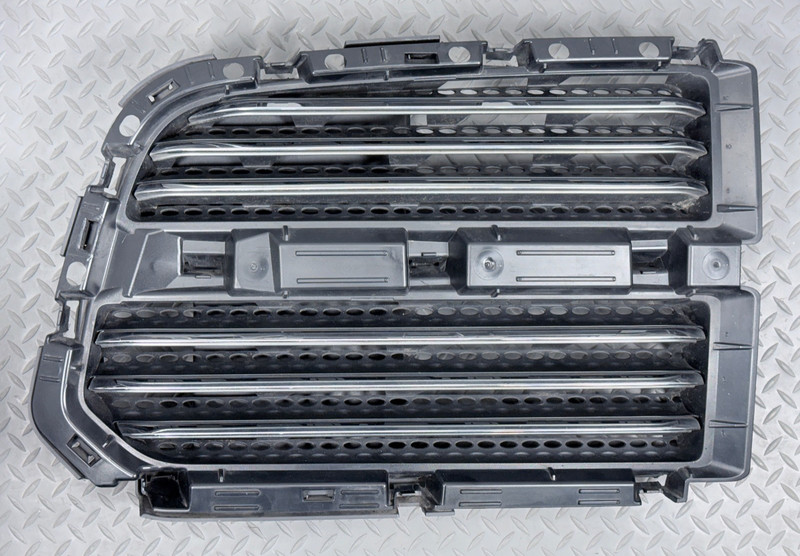 ✅ 13-24 RAM 1500 Classic OEM FRONT RIGHT CHROME RADIATOR GRILLE INSERT Passenger