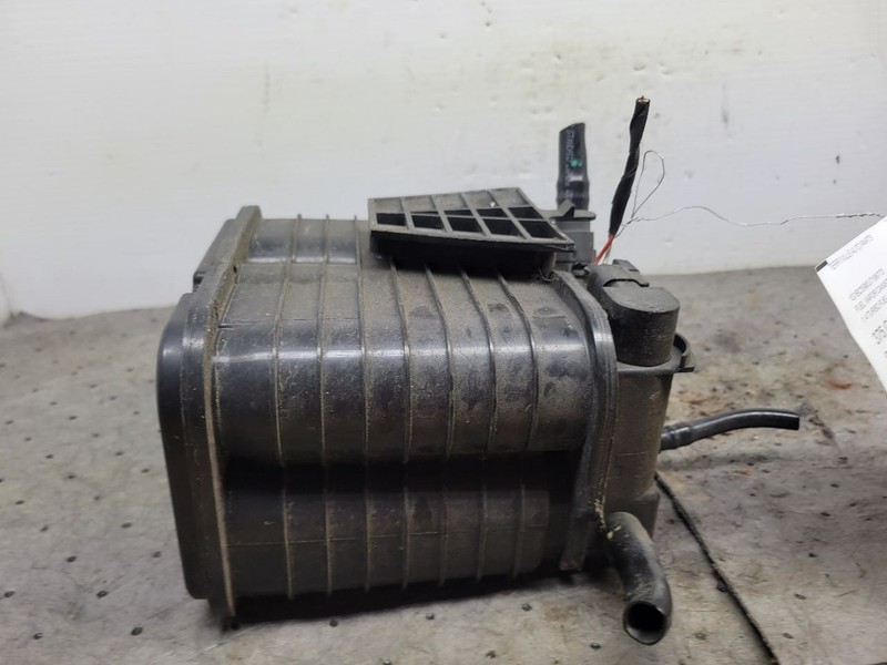 CRUZE 2018 Fuel Vapor Canister 1731104