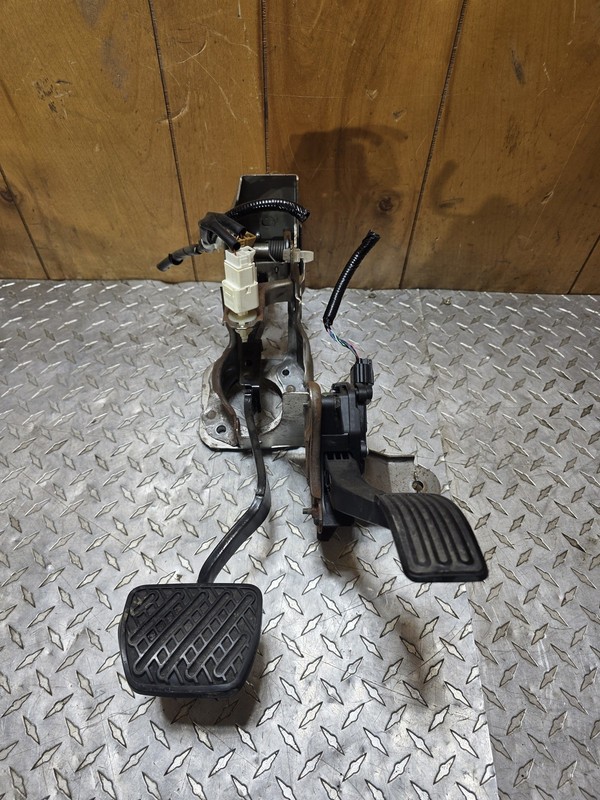 2007-2021 Nissan Maxima Altima Parking Brake Emergency Brake Pedal Assembly OEM.