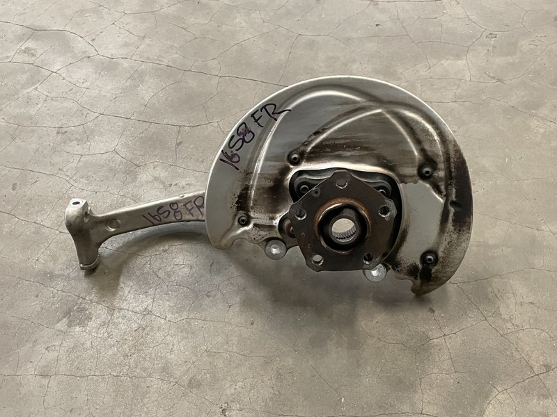 20-24 Audi A5 Sportback Front Right Passenger Spindle Knuckle Hub AWD OEM 1658