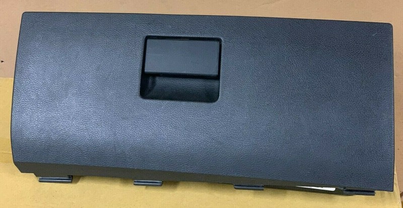 ✅ 2013-22 classic RAM 1500 PASSENGER SIDE DASH GLOVE BOX STORAGE COMPARTMENT OEM