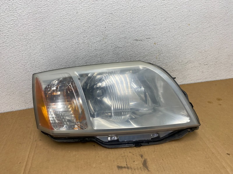 2004 - 2011 Mitsubishi Endeavor Headlight Right Passenger Rh Side Oem AD2654 DW