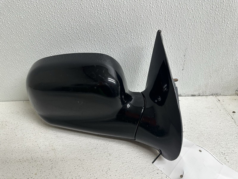 2001-2004 Hyundai Santa Fe Right Front Passenger Side View Exterior Door Mirror