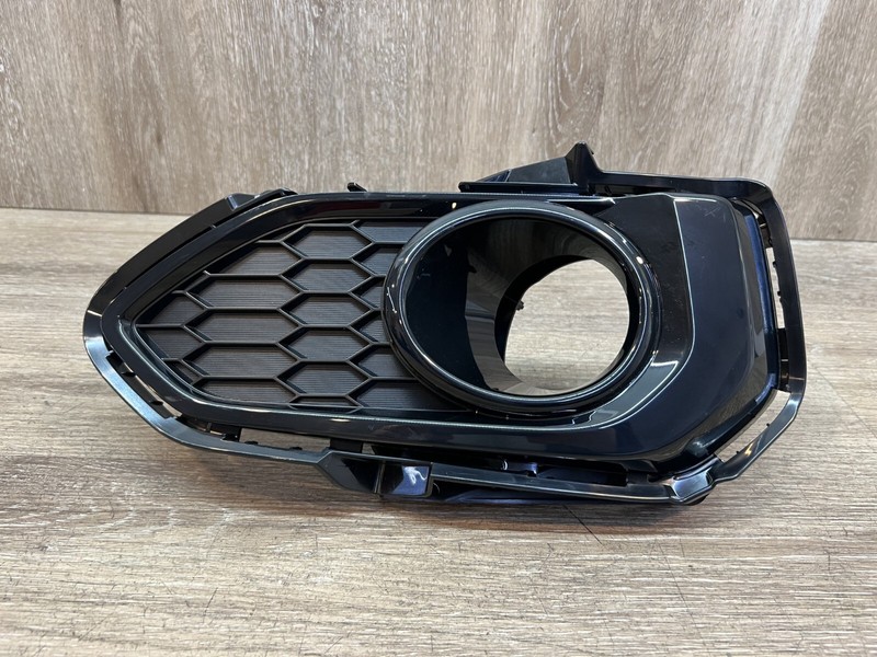 2018-2020 HONDA FIT LH FOG LAMP OPENING COVER GARNISH GRILLE 71158-T5R-A6