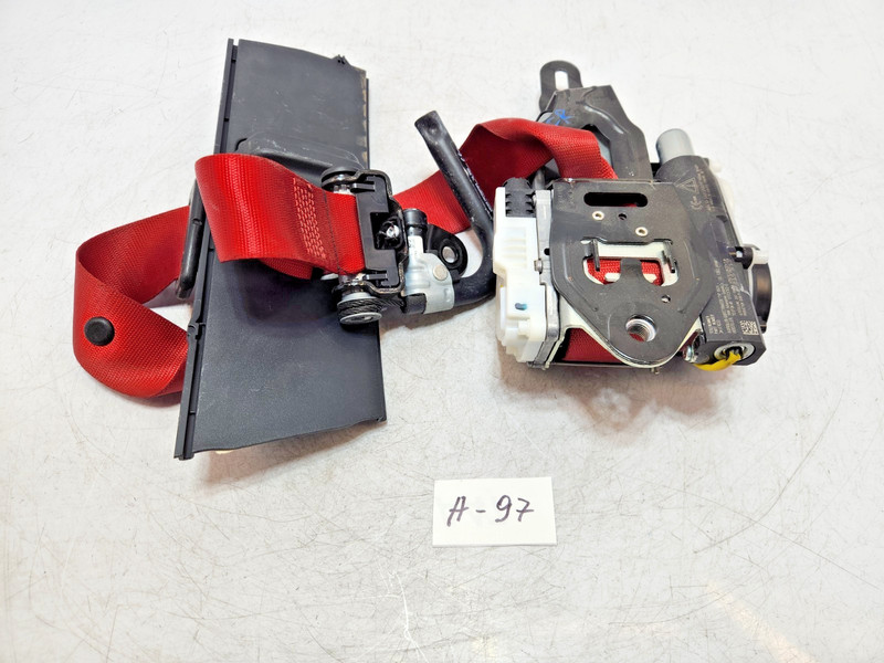 ✅ 2017-2020 OEM Mercedes W213 E43 Front Right Side Seat Belt Retractor Red