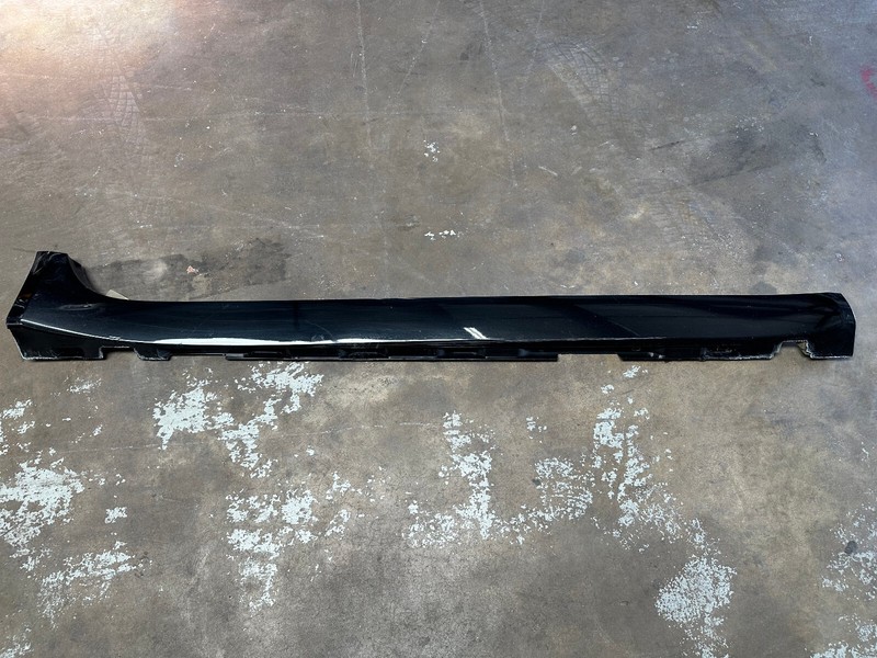 10-12 JAGUAR XF X250 RIGHT PASSENGER SIDE SKIRT ROCKER PANEL MOLDING Black OEM