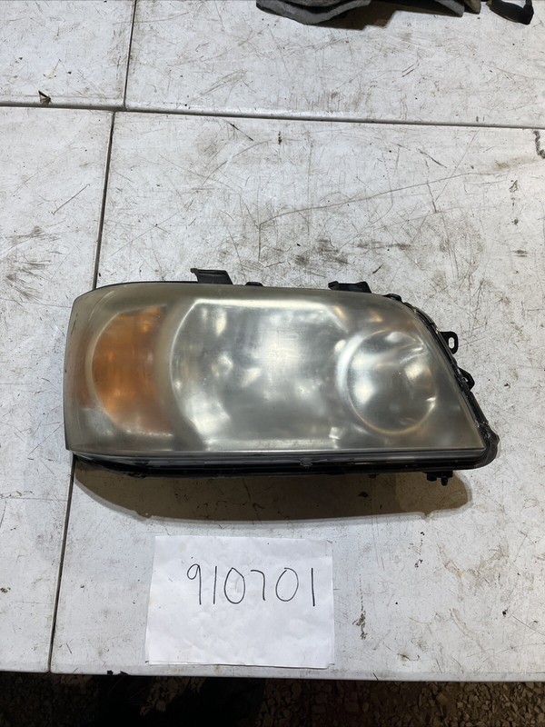 2004 2005 2006 TOYOTA HIGHLANDER PASSENGER RIGHTHEADLIGHT OEM RH