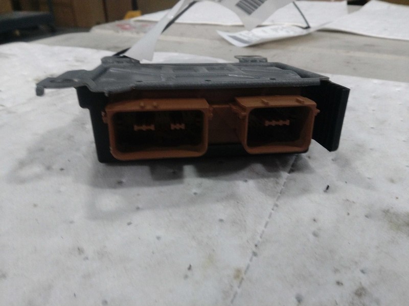 Used Air Bag Module fits: 2023 Kia Niro Air Bag under console Grade A