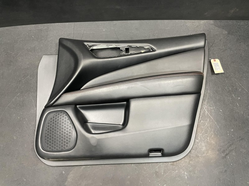 Front Right Door Trim Panel 2020 Nissan Pathfinder 80976-9PM00 2019