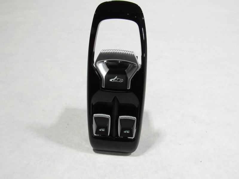 20-23 McLaren GT 2021 Front Left Driver Door Window Power Switch w/ Trim |Y2