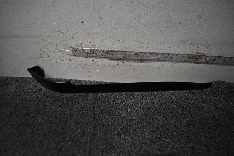 2015-2017 RANGE ROVER HSE MOLDING REAR RIGHT SIDE BUMPER FACTORY OEM