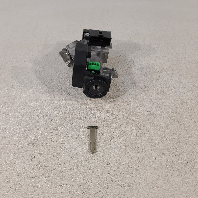 06-11 Honda Civic Si Ignition Switch Cylinder Aa7361