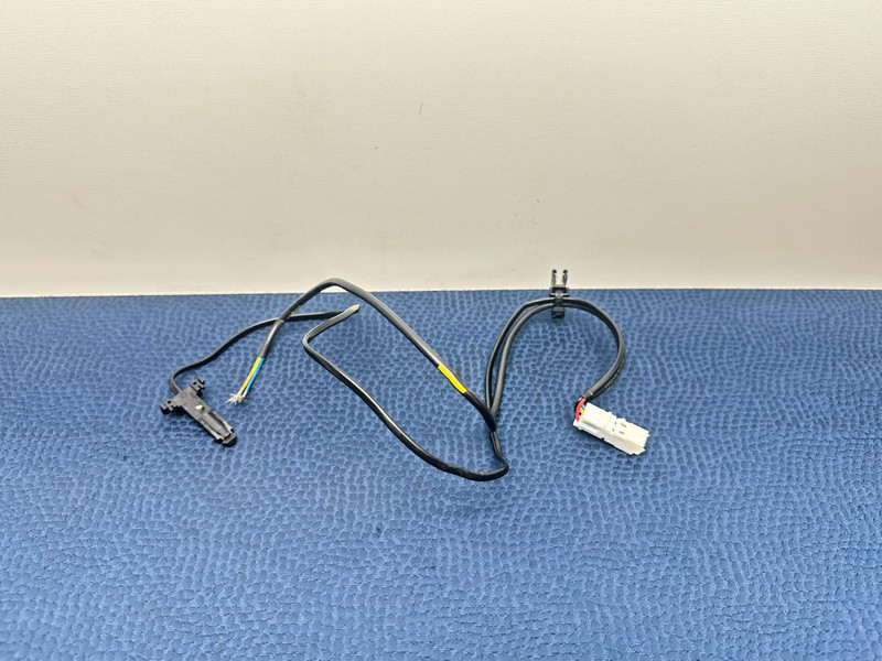 BMW F30 F32 F22 F80 Front Left Driver Side Seat Belt Buckle Harness Wiring OEM