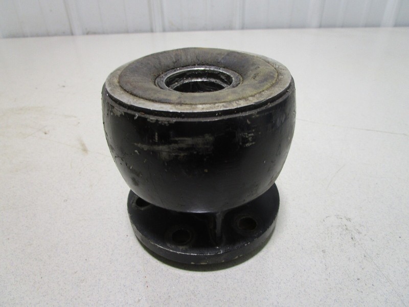 32492A5 Mercruiser Stern Drive 4 6 & 8 Cylinder Engine Coupler