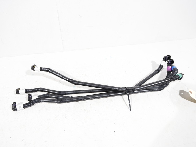 17-23 TESLA 3 Y HIGH VOLTAGE BATTERY COOLING HOSE W/ CONNECTOR ADAPTER SET OF 4